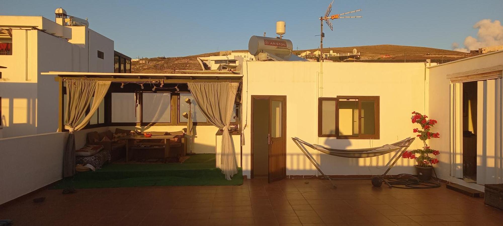 Sunset House Pensión